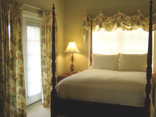 Carriage House Inn Aiken Bagian luar foto